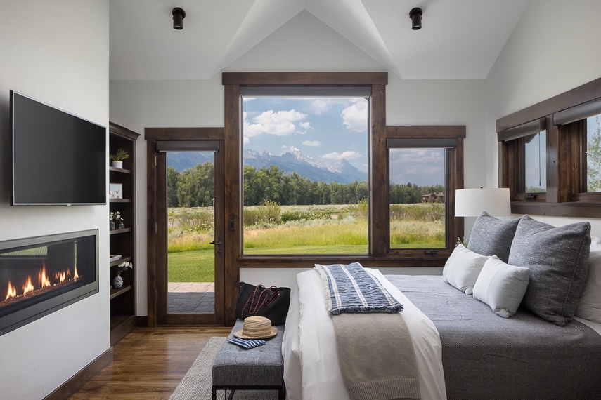 Guest Bedroom 01 - Northern Exposure - Jackson, WY - Luxury Villa Rental