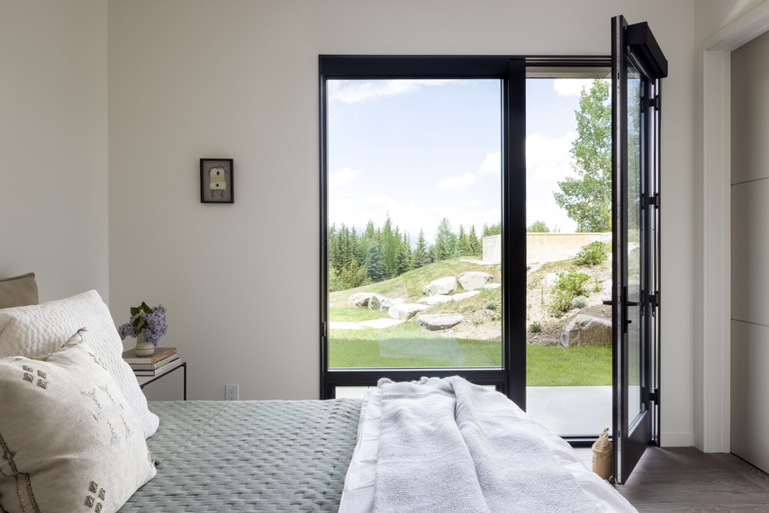 Guest Bedroom 3 - Eagle's Vantage - Wilson, Wyoming - Luxury Villa Rental