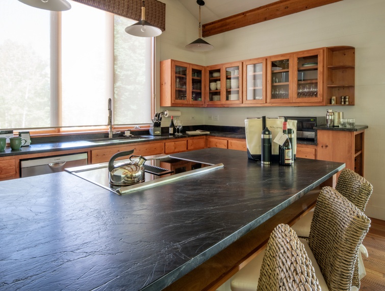 Kitchen - Overlook - Jackson Hole, WY - Luxury Villa Rental