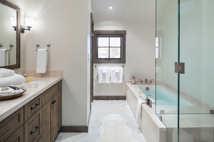 Bunk Room Bathroom - Four Pines 06 - Teton Village, WY - Luxury Villa Rental