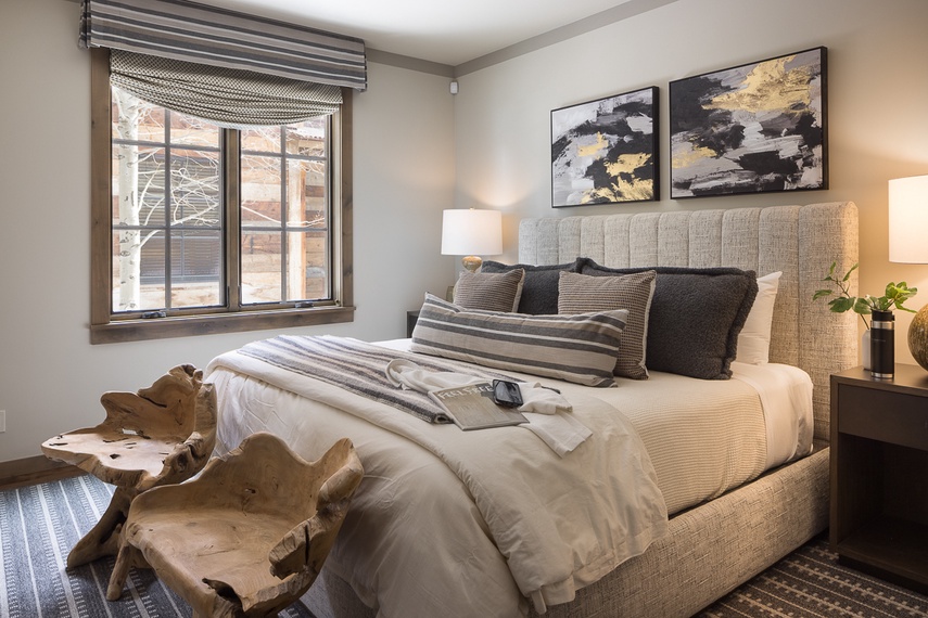 Guest Bedroom 1 - Fish Creek Lodge 05 - Teton Village, WY - Luxury Villa Rental