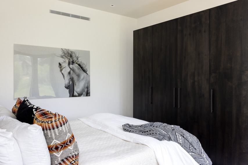 Guest Bedroom 1 - Eagle's Vantage - Wilson, Wyoming - Luxury Villa Rental