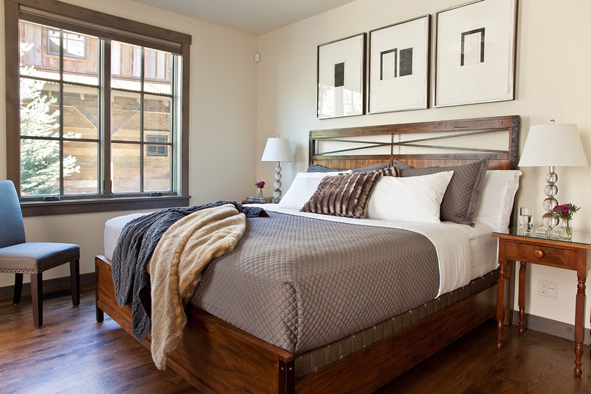 Guest Bedroom 1 - Fish Creek Lodge 02 - Teton Village, WY - Luxury Cabin Rental