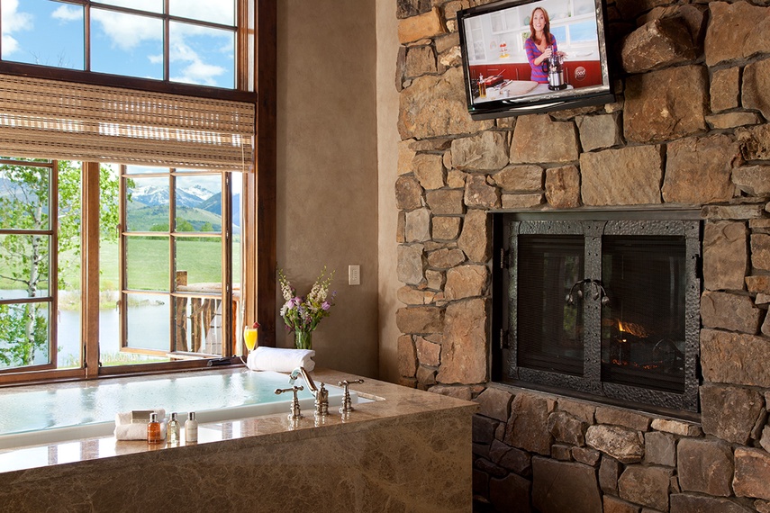 Guest Bedroom 3 Bathroom - Phillips Ridge - Jackson, WY - Luxury Villa Rental