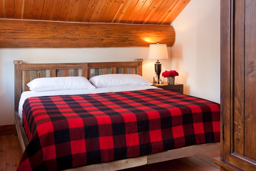 Guest Apartment Bedroom 6 - Lost in the Woods - Wilson, WY - Luxury Villa Rental