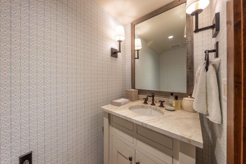 Powder Bathroom - Shooting Star Cabin 05 - Teton Village, WY - Luxury Villa Rental