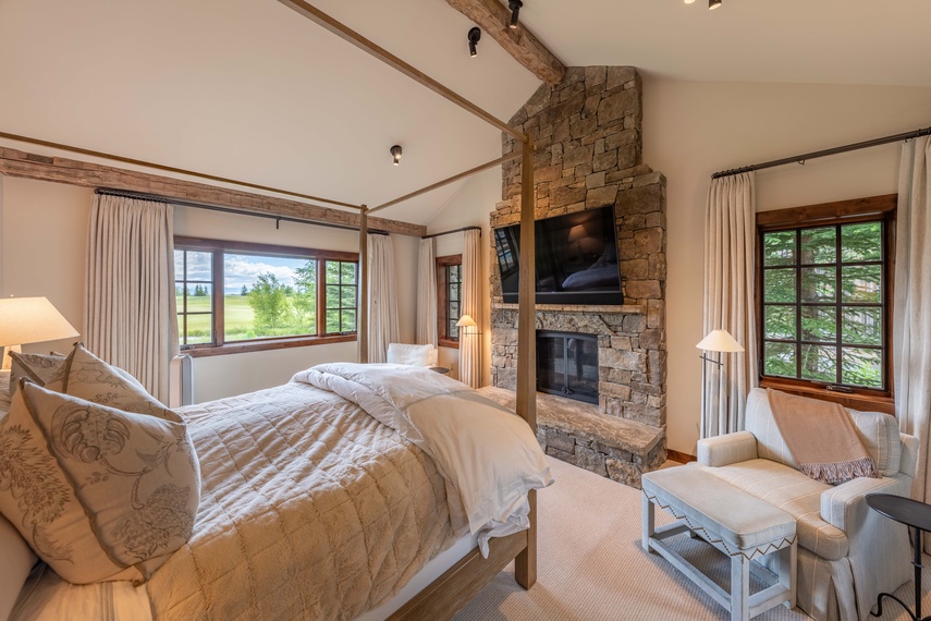 Primary Bedroom - Shooting Star Cabin 05 - Teton Village, WY - Luxury Villa Rental