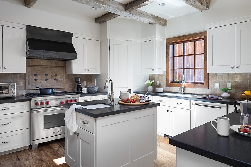 Kitchen - Shooting Star Cabin 11 - Teton Village, WY - Luxury Villa Rental