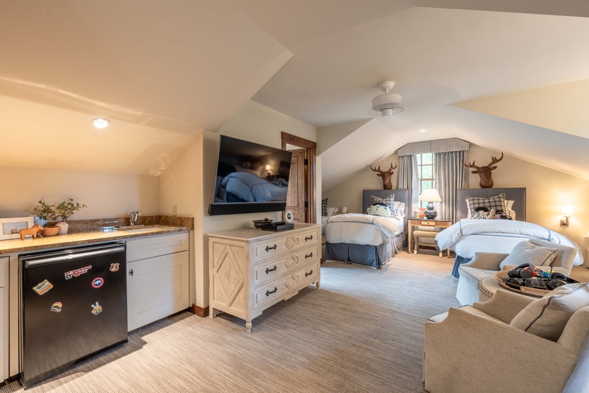 Guest Bedroom 3 - Shooting Star Cabin 05 - Teton Village, WY - Luxury Villa Rental