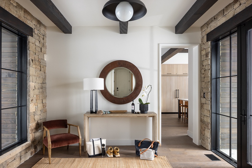 Entry - Northern Hideaway - Jackson, WY - Luxury Villa Rental