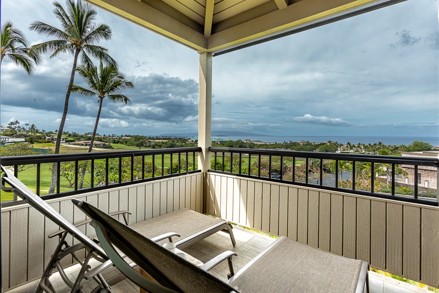 Relax and enjoy the view and the breeze on the private lanai.