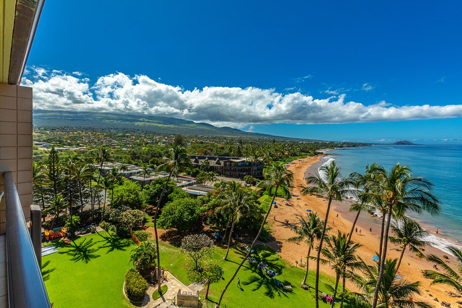 Gaze out at the Maui mountains and the Pacific ocean!