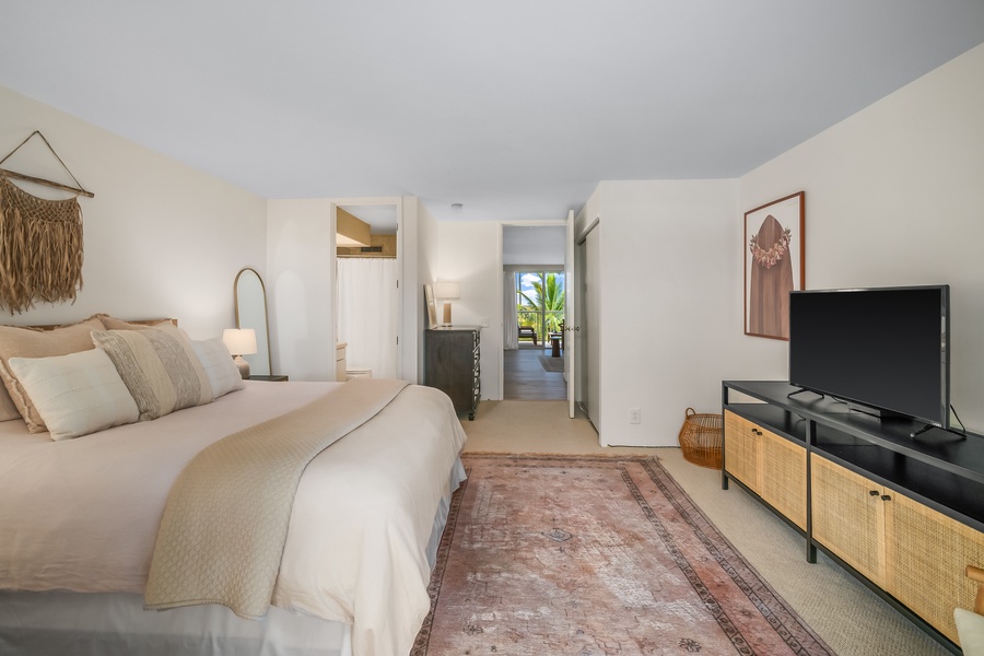 Designed with relaxation in mind, this peaceful retreat features a plush bed with high-quality linens, ensuring a restful night's sleep.