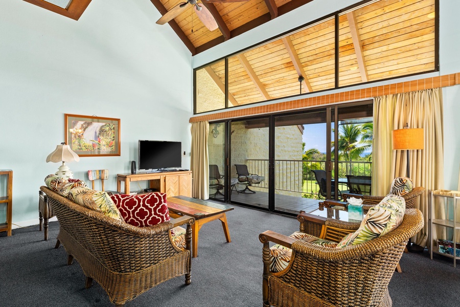 Living room with ample seating 