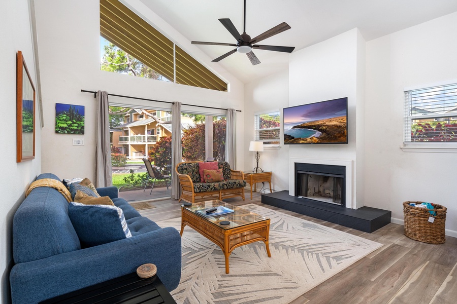 Living area with fire place