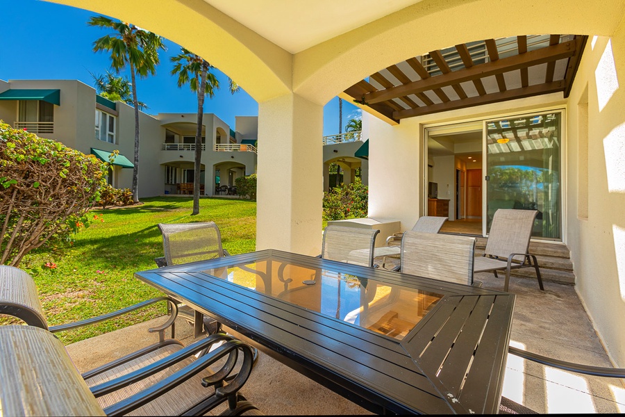 Spacious private lanai with dining for six & two lounge chairs!