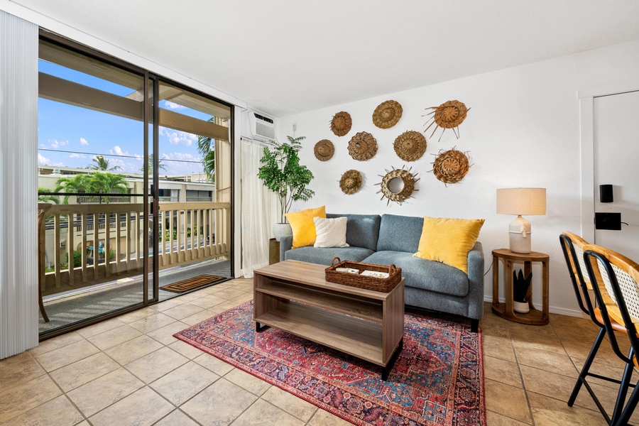 Queen sleeper sofa and lanai 