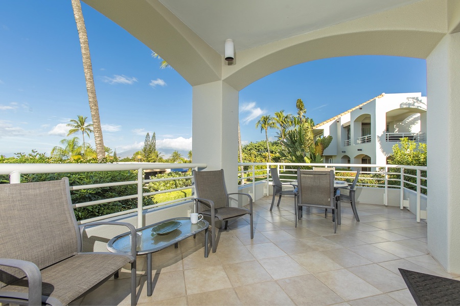 Private Lanai with Plenty of Space to Relax!