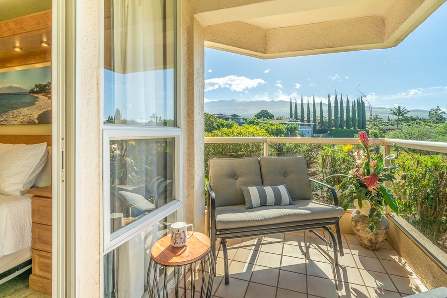 Private lanai with Haleakala views!