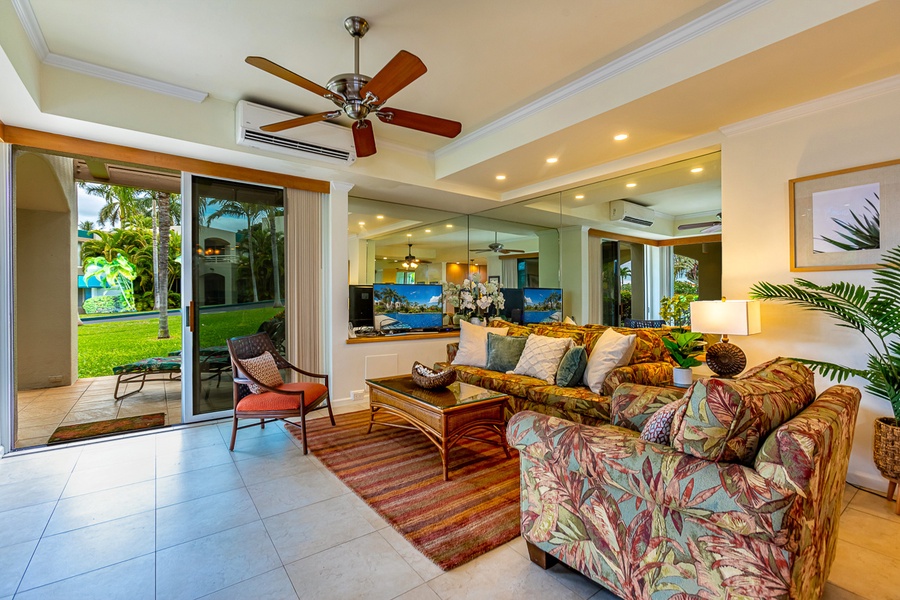Relax in comfort in the living room