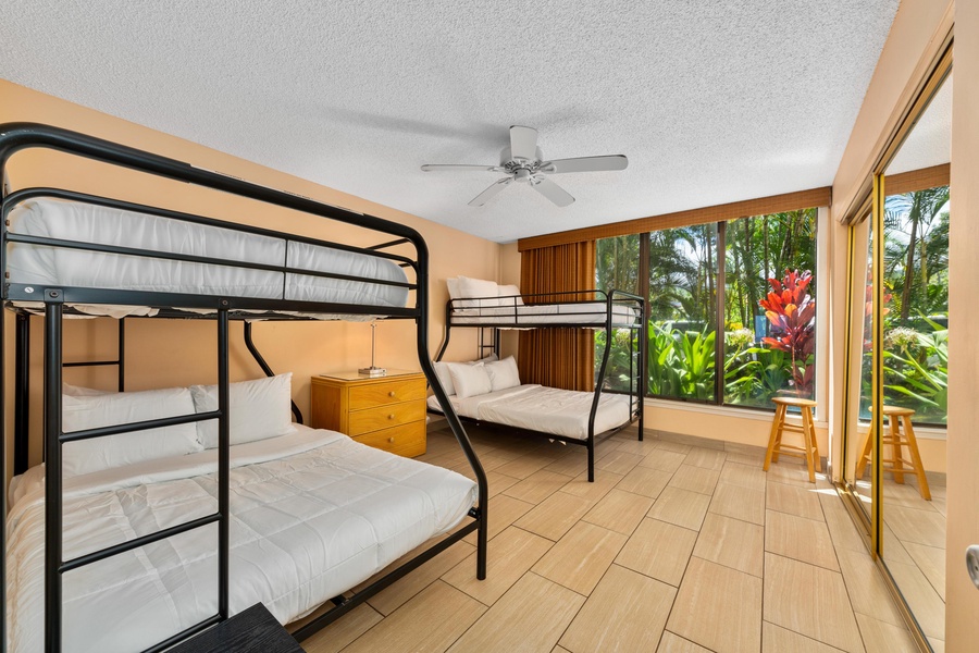 Guest bedroom with bunk beds