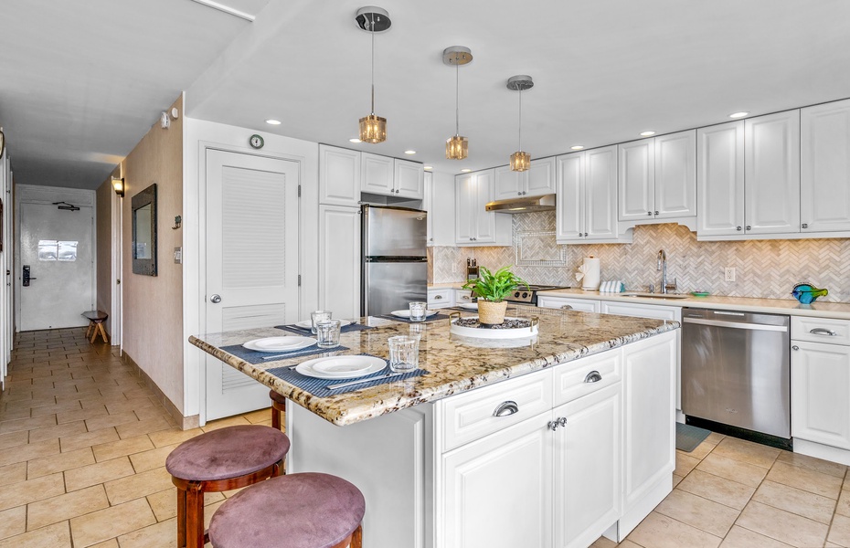 Gorgeous rand spacious remodeled kitchen with large island