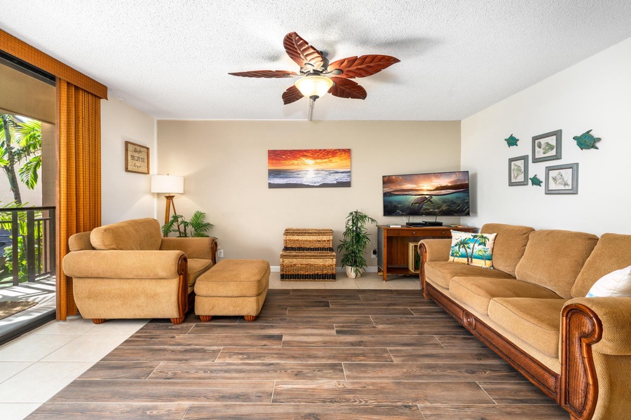 Living room with a pull out couch