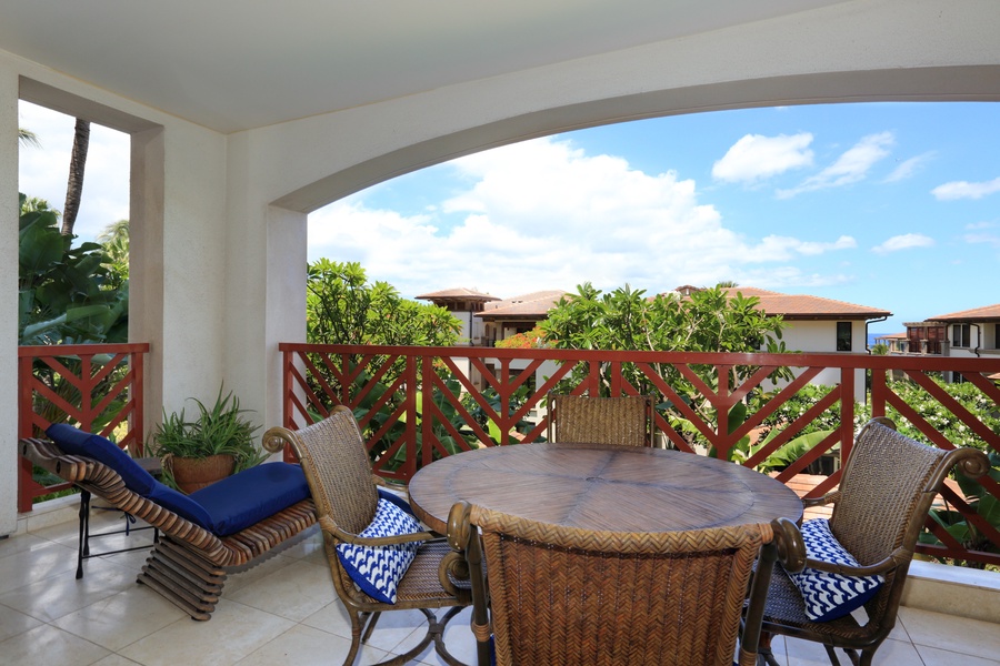 Private Lanai Surrounded by Lush Tropical Foliage