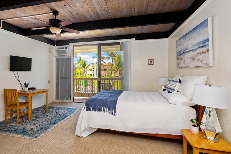 Lanai off living space