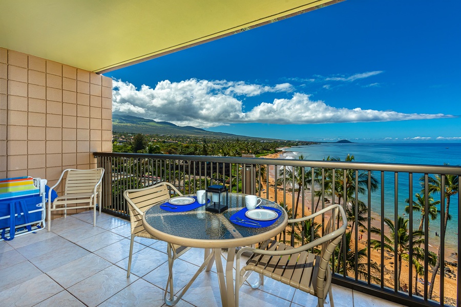 Private lanai with Haleakala views!