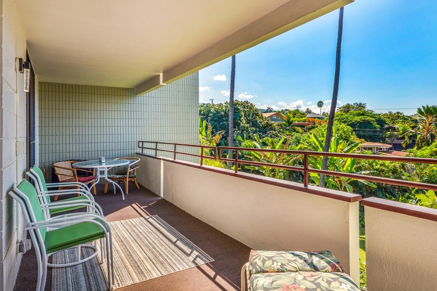 Lanai off living area