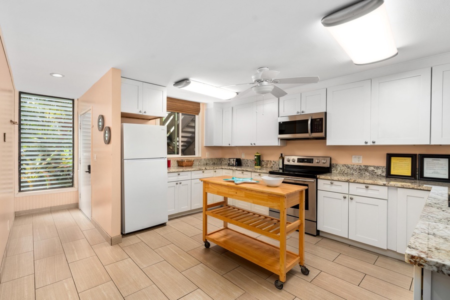 Fully stocked kitchen