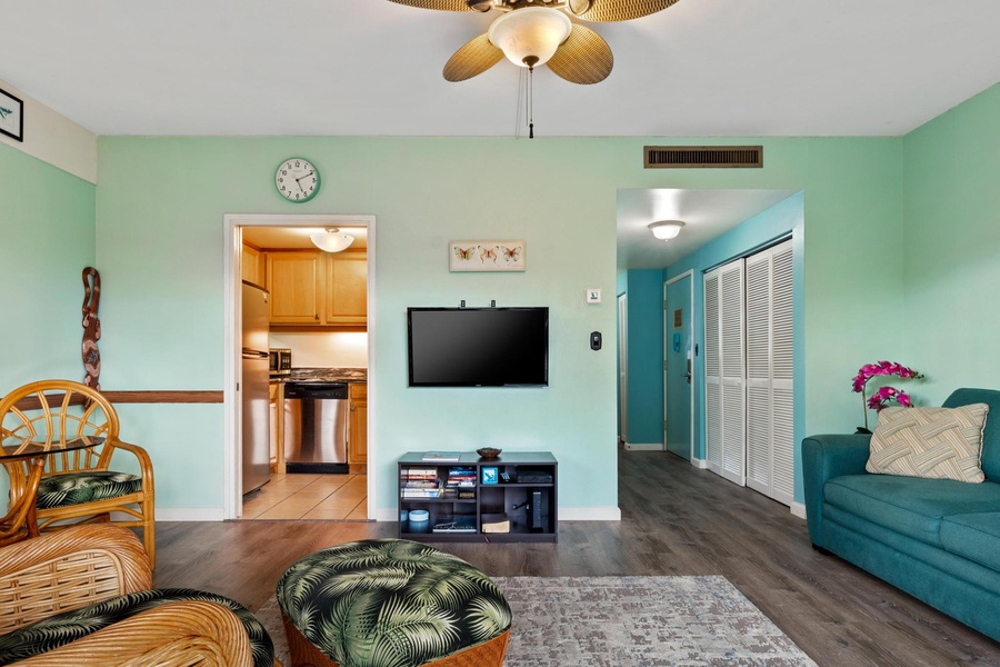 Living room towards hallway