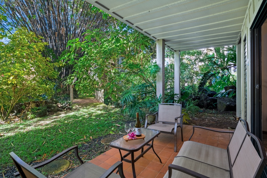 Dine Alfresco on the Back Lanai