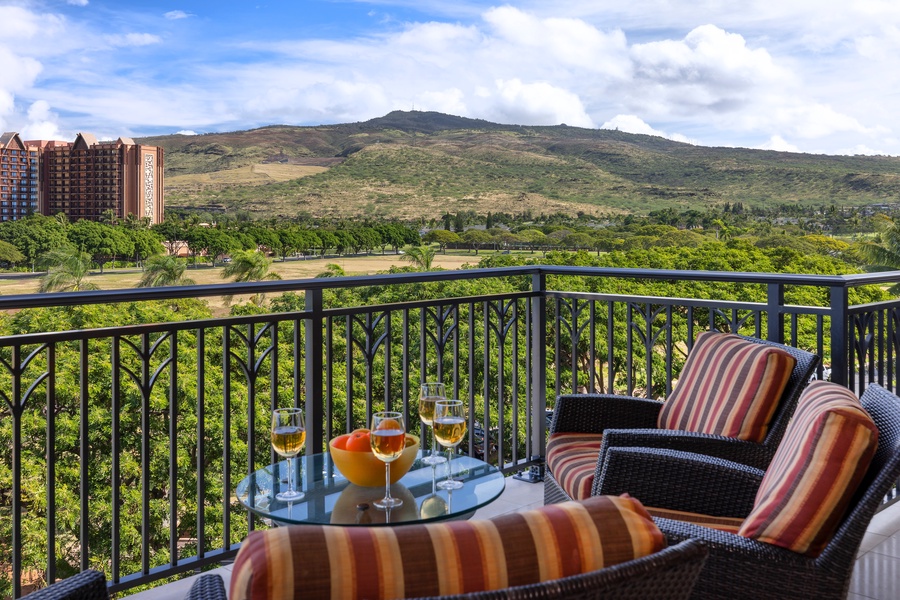 Wake up to the most beautiful day in Hawaii, sipping coffee on the lanai with stunning tropical views.