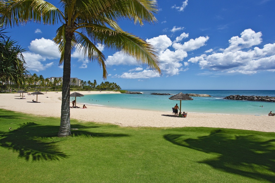 Crystal clear and calm lagoon and beach right outside the gate