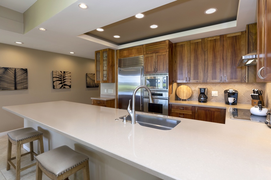 Lots of counter top space to utilize in the kitchen.