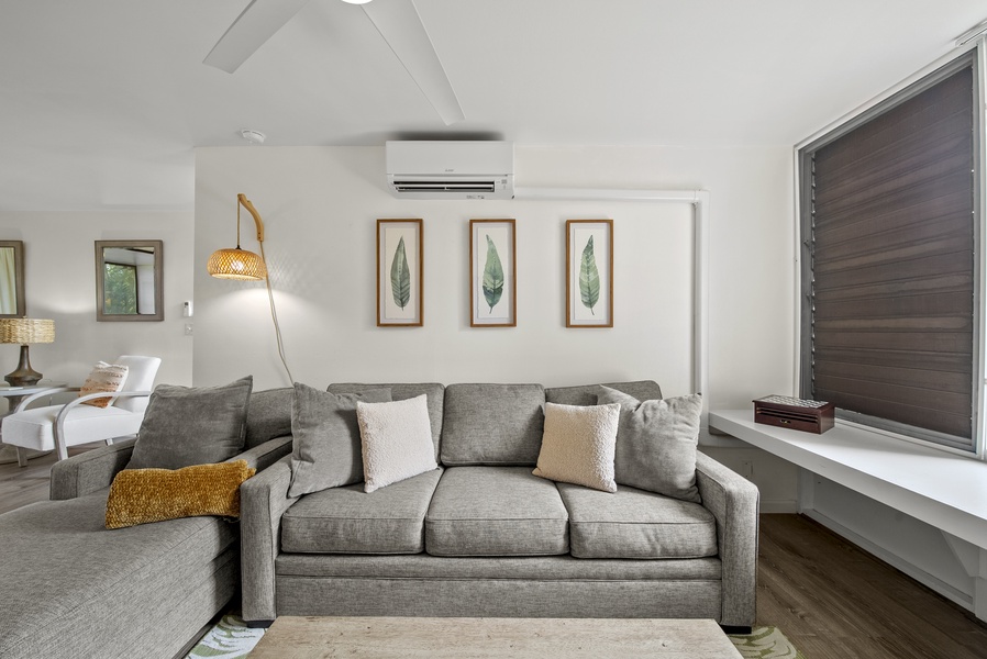 The downstairs living room with queen sleeper sofa.