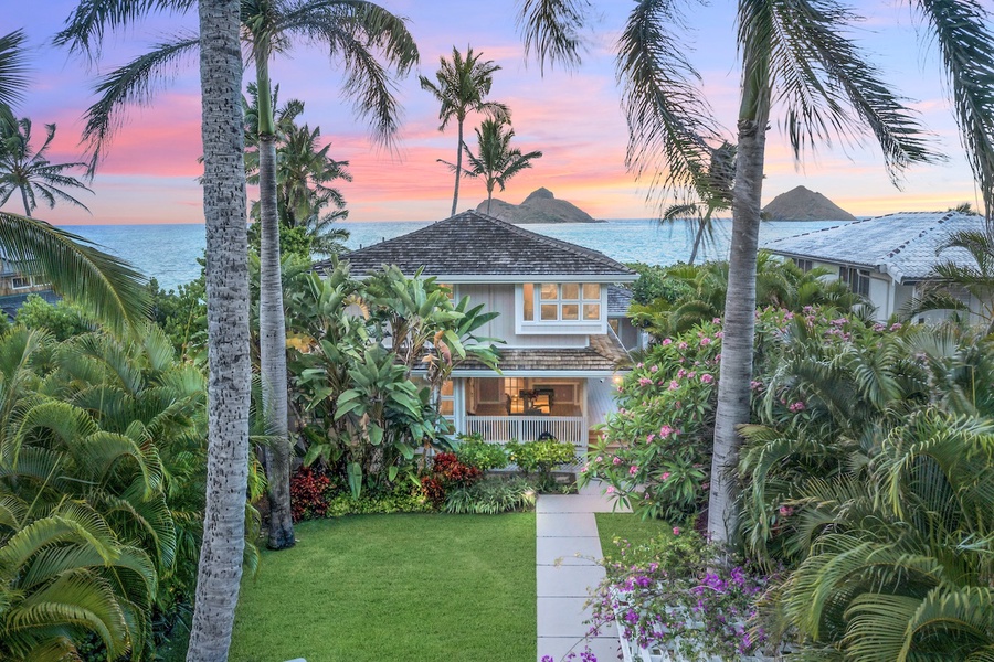 Welcome to Lanikai Seashore