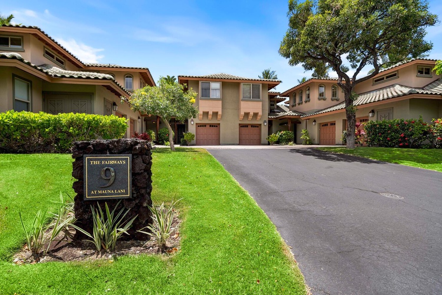 Shared driveway to your dream vacation.