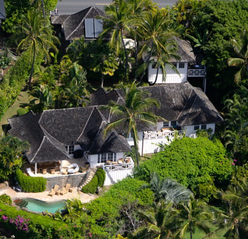 Aerial view of Estate with Main House and two Bungalows
