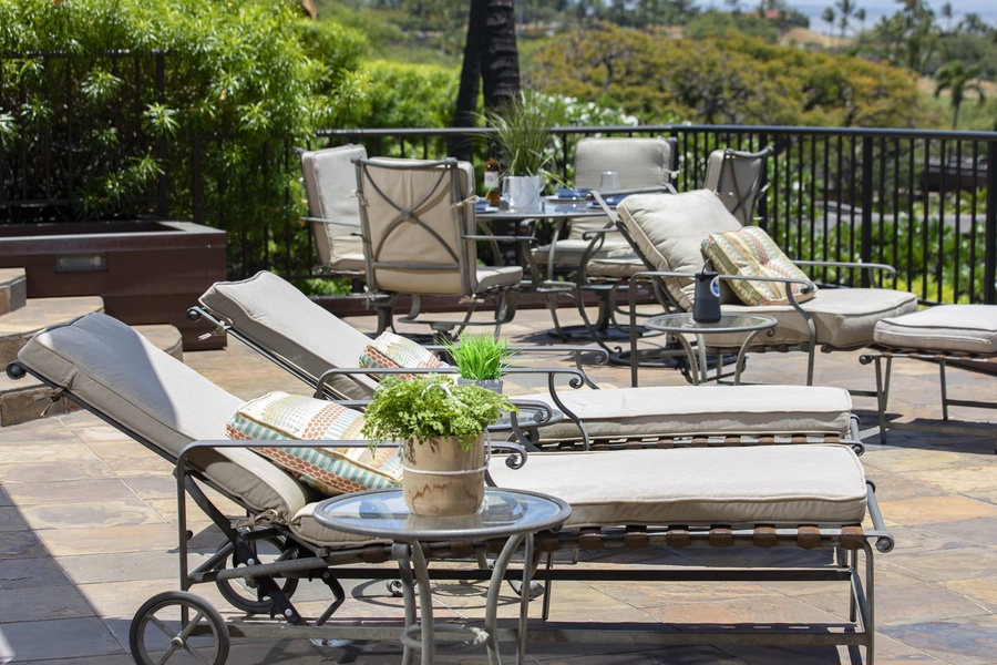 Luxurious outdoor lounge area designed for soaking in coastal breezes and Big Island beauty.