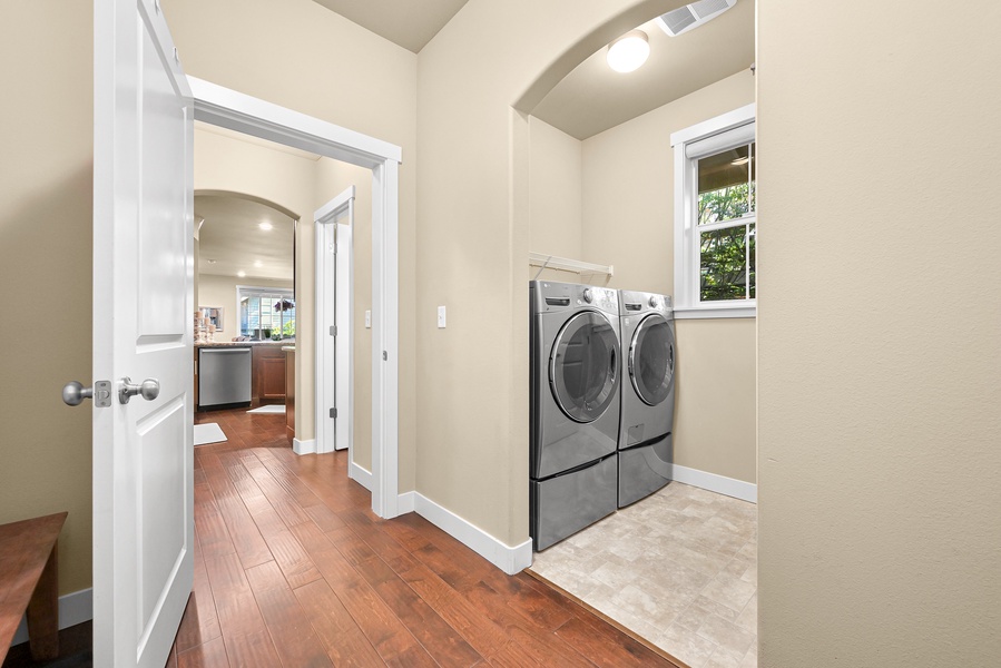 A full-sized washer and dryer make long stays easy and carefree.