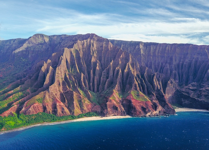 Marvel at the stunning cliffs of the Na Pali Coast.