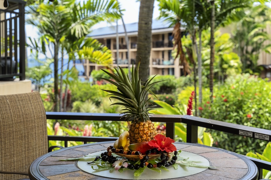 Tropical setting on the Hale Ohana Lanai!