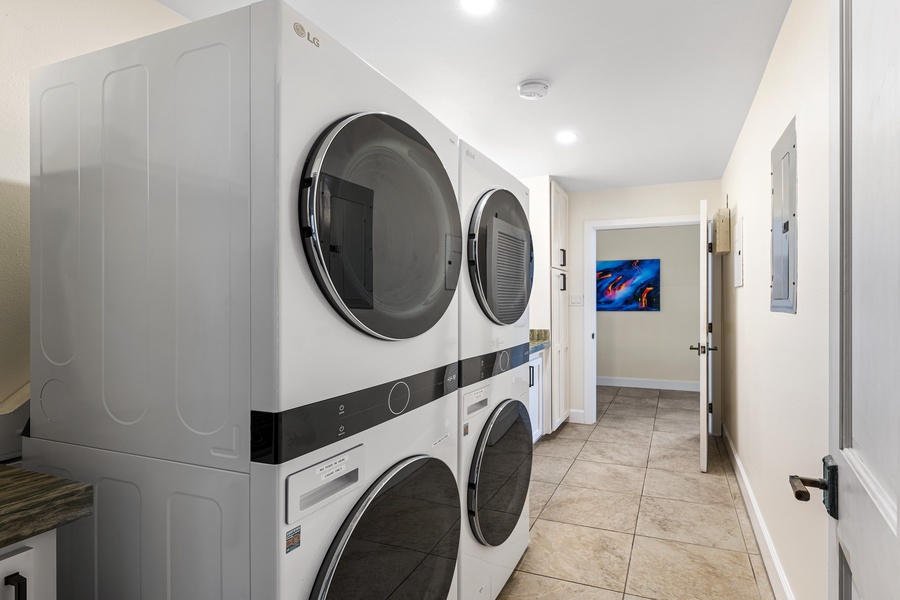 Dual washer/dryers