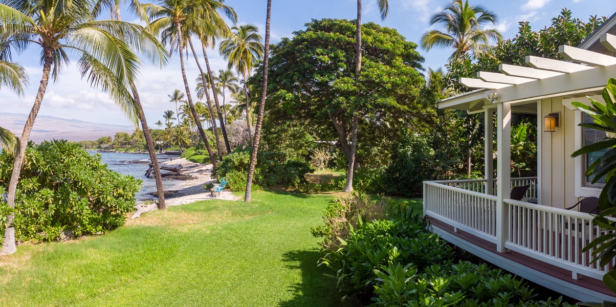 Wrap around primary suite lanai with coastline views