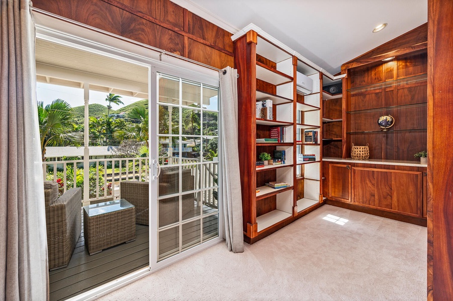 Library/Study with shared covered lanai with the Primary