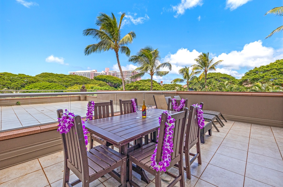 Savor al fresco dining on this spacious lanai.