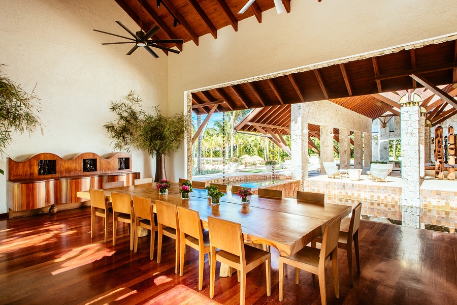 Enjoy great views, meals and gather here in this spacious dining area of Casa Minitas -8BR.